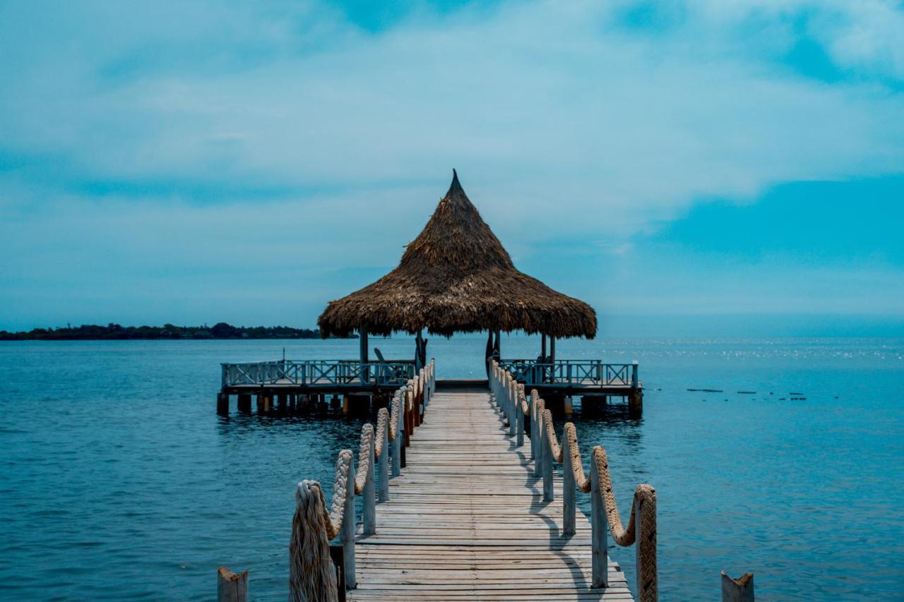 Tintipan Hotel Tintipan Island エクステリア 写真