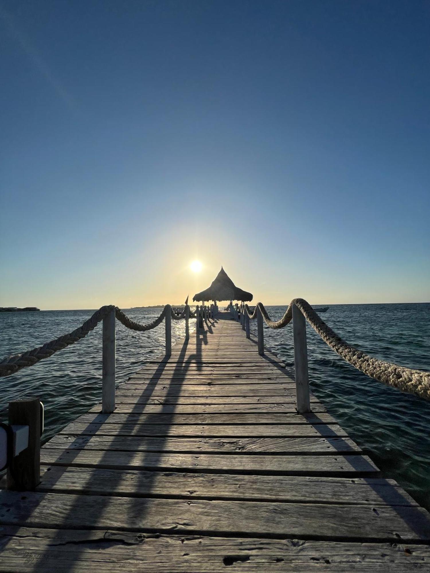 Tintipan Hotel Tintipan Island エクステリア 写真
