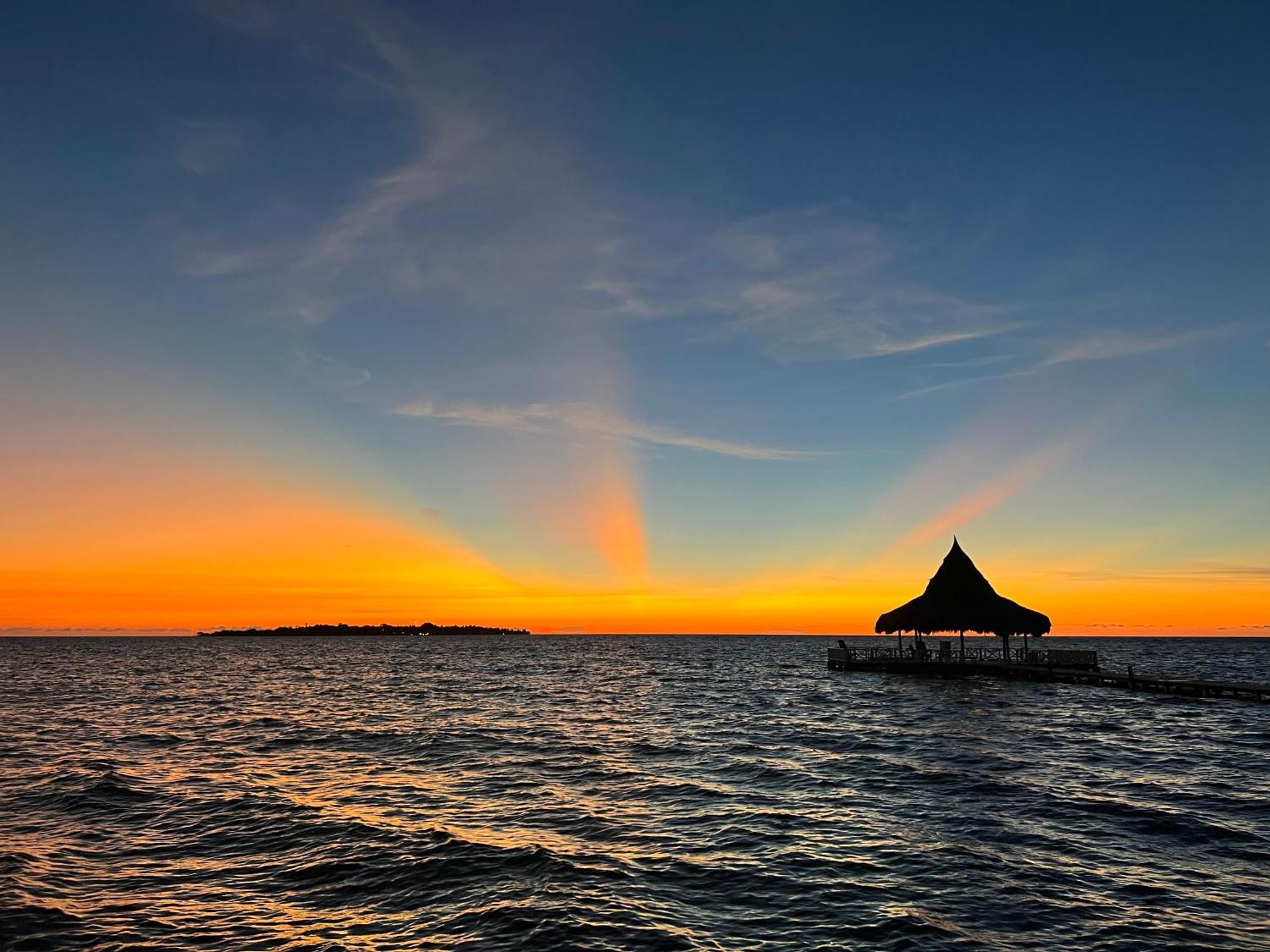 Tintipan Hotel Tintipan Island エクステリア 写真